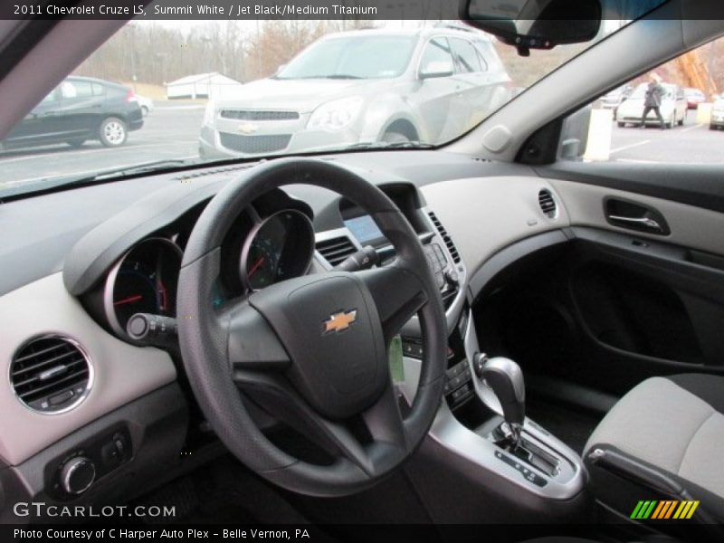 Summit White / Jet Black/Medium Titanium 2011 Chevrolet Cruze LS