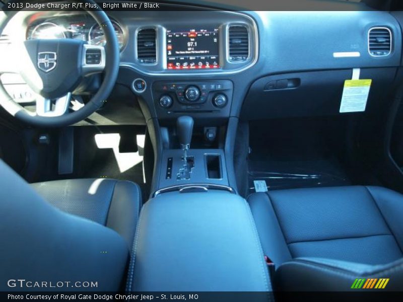 Bright White / Black 2013 Dodge Charger R/T Plus