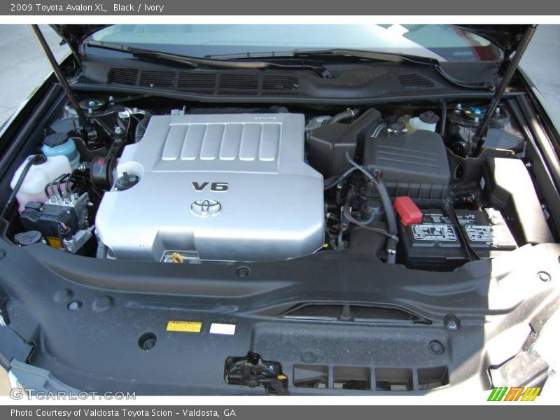 Black / Ivory 2009 Toyota Avalon XL