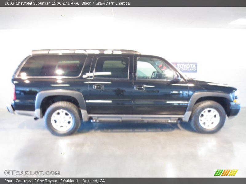 Black / Gray/Dark Charcoal 2003 Chevrolet Suburban 1500 Z71 4x4