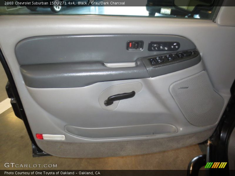 Black / Gray/Dark Charcoal 2003 Chevrolet Suburban 1500 Z71 4x4