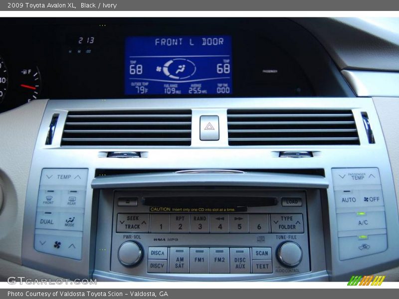 Black / Ivory 2009 Toyota Avalon XL