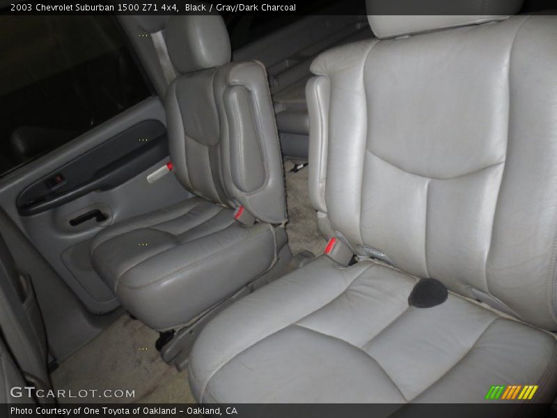 Black / Gray/Dark Charcoal 2003 Chevrolet Suburban 1500 Z71 4x4