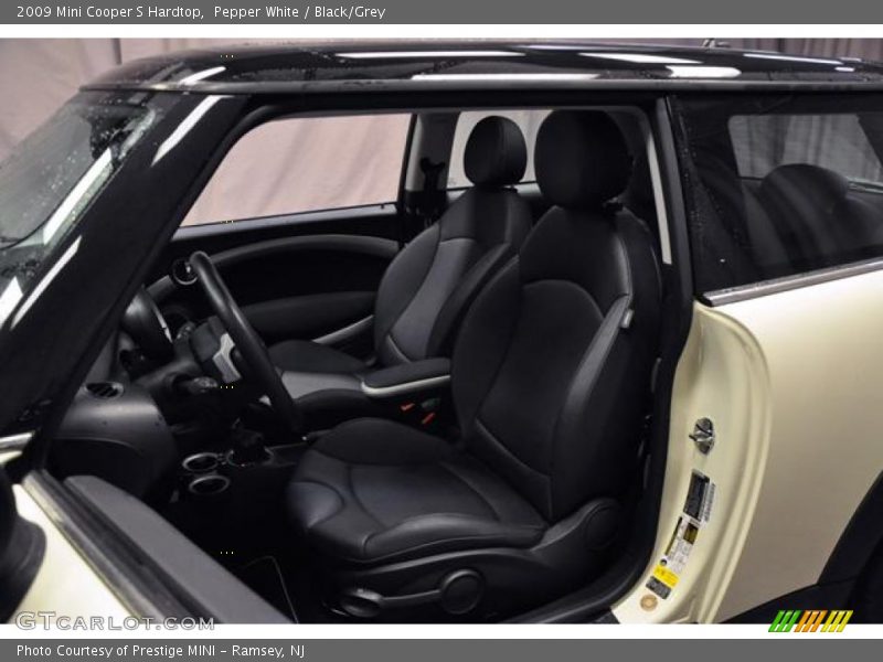 Pepper White / Black/Grey 2009 Mini Cooper S Hardtop