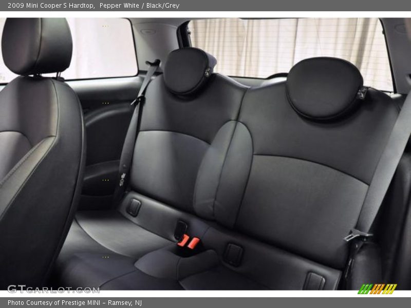 Pepper White / Black/Grey 2009 Mini Cooper S Hardtop