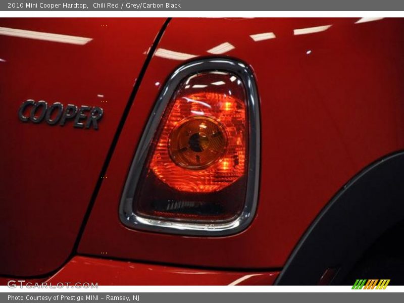 Chili Red / Grey/Carbon Black 2010 Mini Cooper Hardtop