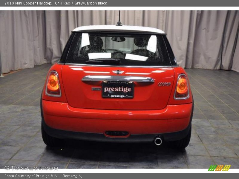 Chili Red / Grey/Carbon Black 2010 Mini Cooper Hardtop
