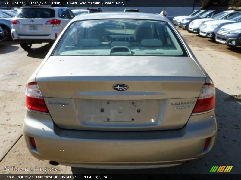 Harvest Gold Metallic / Warm Ivory 2008 Subaru Legacy 2.5i Sedan