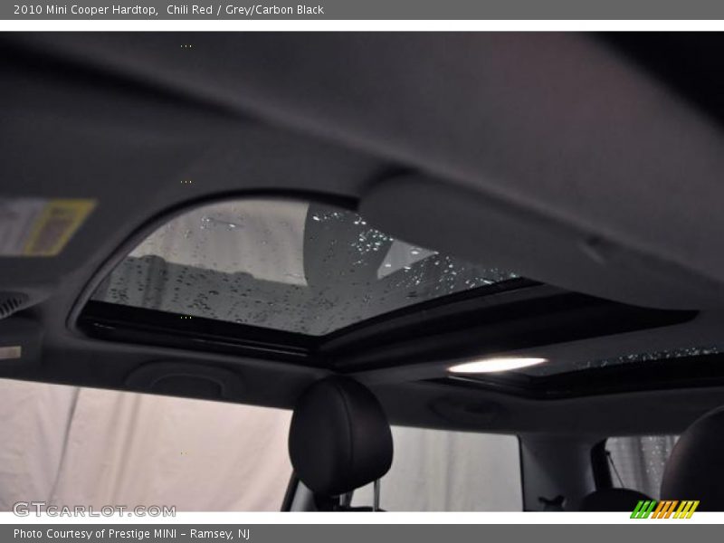 Chili Red / Grey/Carbon Black 2010 Mini Cooper Hardtop