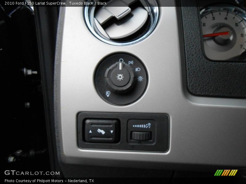 Tuxedo Black / Black 2010 Ford F150 Lariat SuperCrew