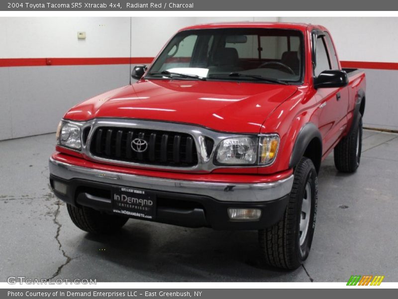 Radiant Red / Charcoal 2004 Toyota Tacoma SR5 Xtracab 4x4