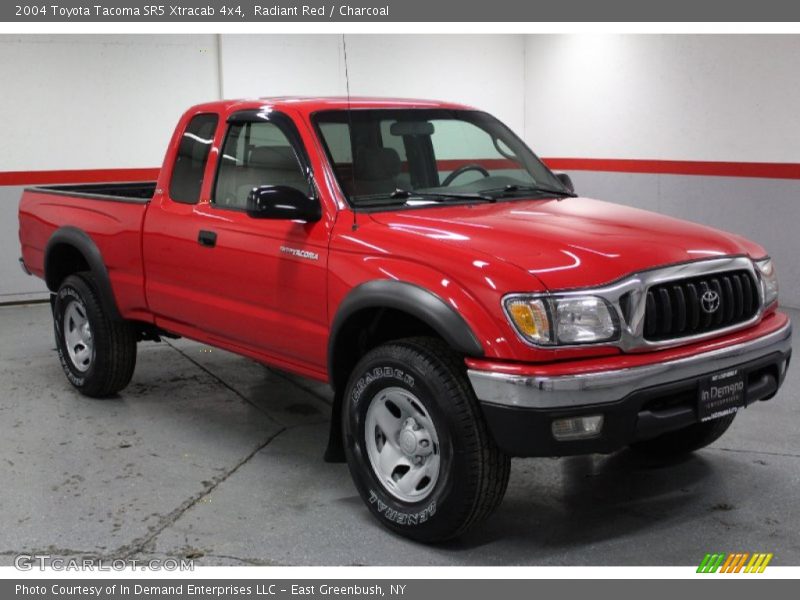 Radiant Red / Charcoal 2004 Toyota Tacoma SR5 Xtracab 4x4