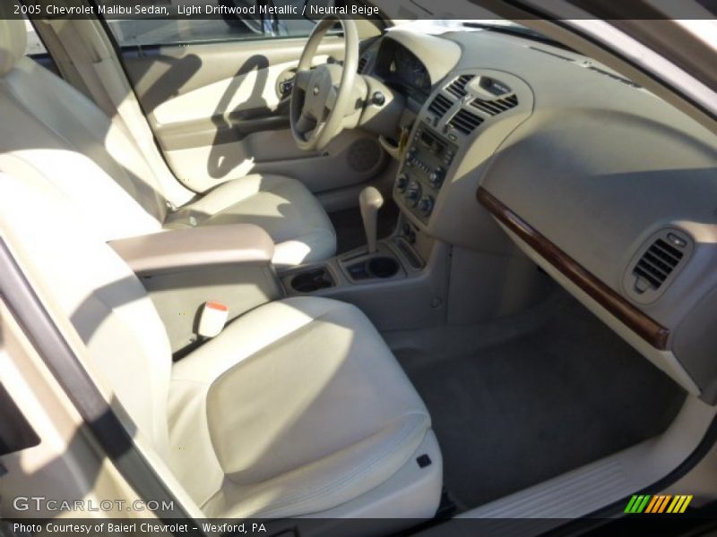 Light Driftwood Metallic / Neutral Beige 2005 Chevrolet Malibu Sedan