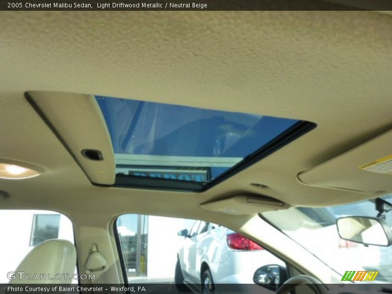 Light Driftwood Metallic / Neutral Beige 2005 Chevrolet Malibu Sedan