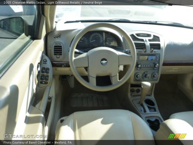 Light Driftwood Metallic / Neutral Beige 2005 Chevrolet Malibu Sedan