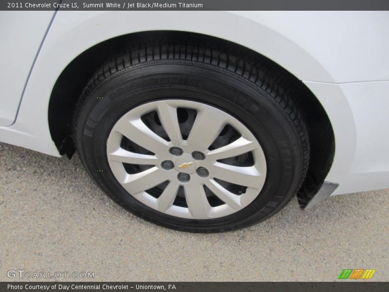 Summit White / Jet Black/Medium Titanium 2011 Chevrolet Cruze LS
