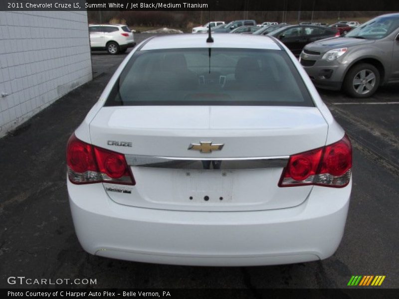 Summit White / Jet Black/Medium Titanium 2011 Chevrolet Cruze LS