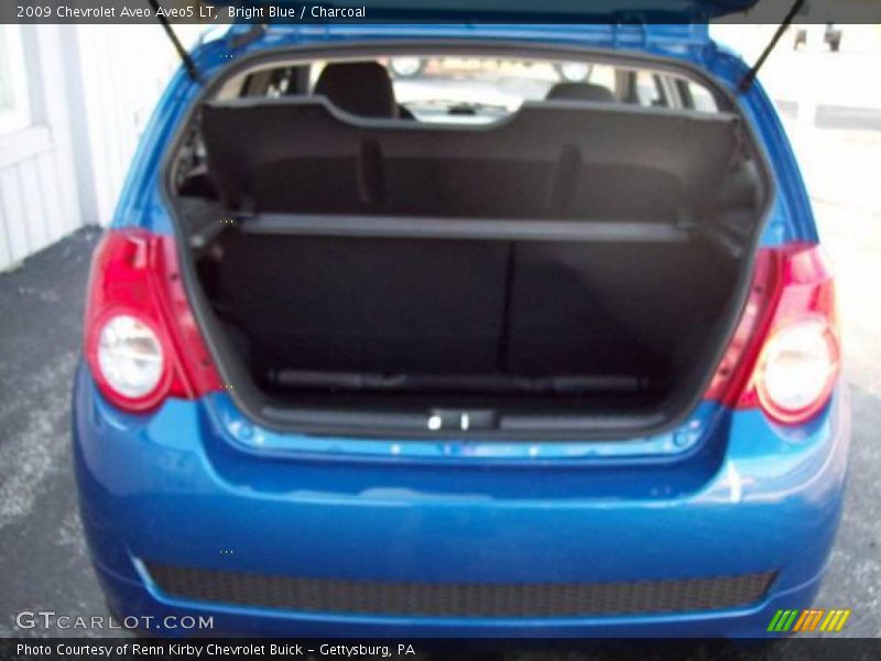 Bright Blue / Charcoal 2009 Chevrolet Aveo Aveo5 LT