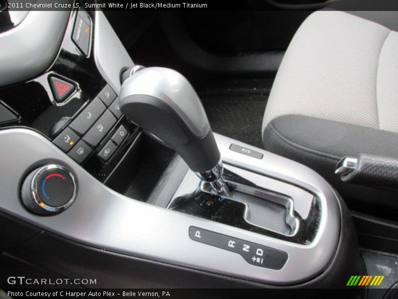 Summit White / Jet Black/Medium Titanium 2011 Chevrolet Cruze LS
