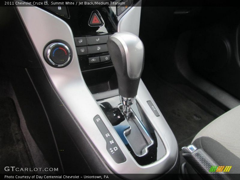 Summit White / Jet Black/Medium Titanium 2011 Chevrolet Cruze LS