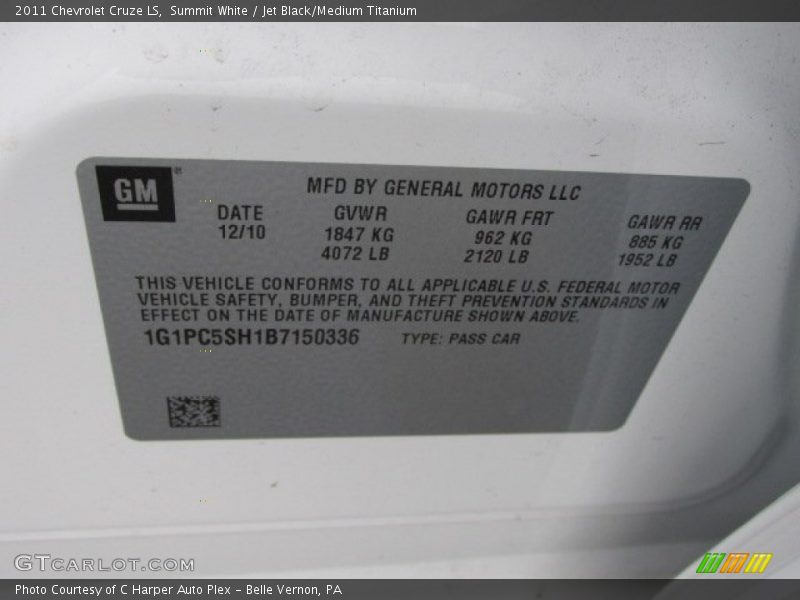 Summit White / Jet Black/Medium Titanium 2011 Chevrolet Cruze LS