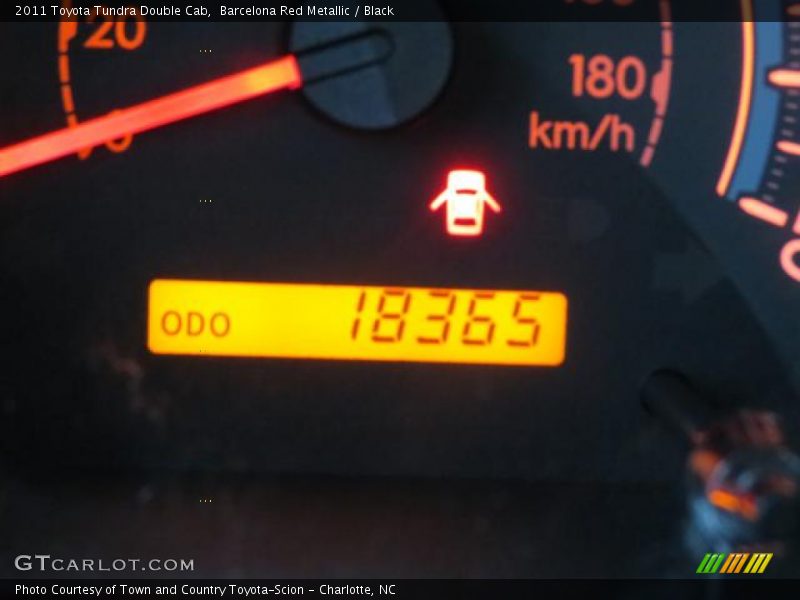 Barcelona Red Metallic / Black 2011 Toyota Tundra Double Cab