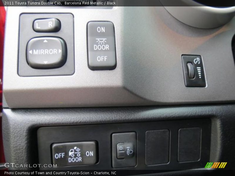 Barcelona Red Metallic / Black 2011 Toyota Tundra Double Cab