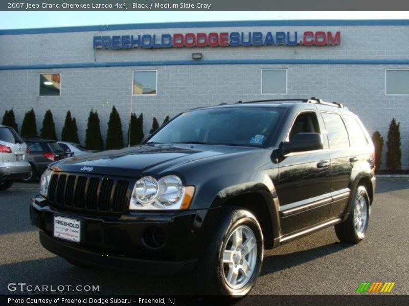 Black / Medium Slate Gray 2007 Jeep Grand Cherokee Laredo 4x4
