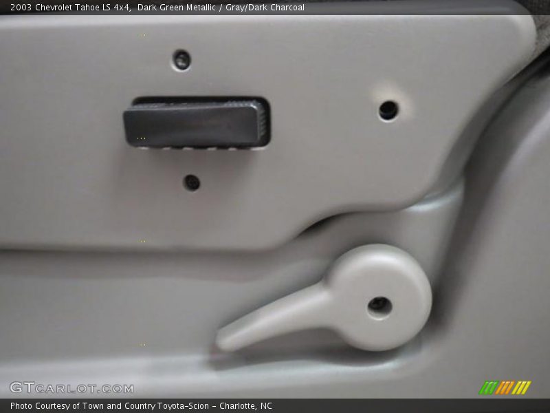 Dark Green Metallic / Gray/Dark Charcoal 2003 Chevrolet Tahoe LS 4x4