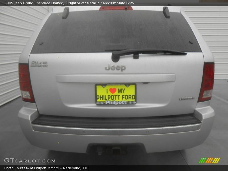 Bright Silver Metallic / Medium Slate Gray 2005 Jeep Grand Cherokee Limited