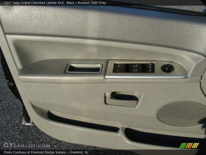 Black / Medium Slate Gray 2007 Jeep Grand Cherokee Laredo 4x4