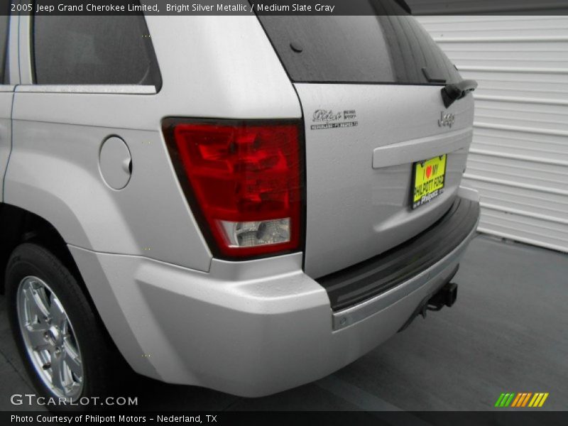 Bright Silver Metallic / Medium Slate Gray 2005 Jeep Grand Cherokee Limited