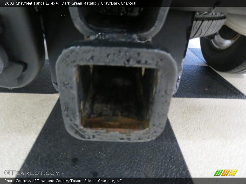 Dark Green Metallic / Gray/Dark Charcoal 2003 Chevrolet Tahoe LS 4x4
