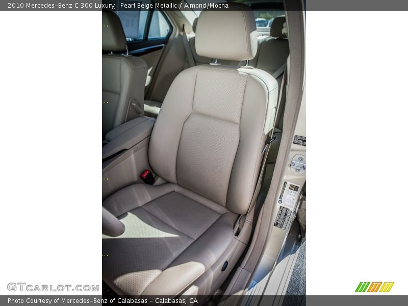 Pearl Beige Metallic / Almond/Mocha 2010 Mercedes-Benz C 300 Luxury