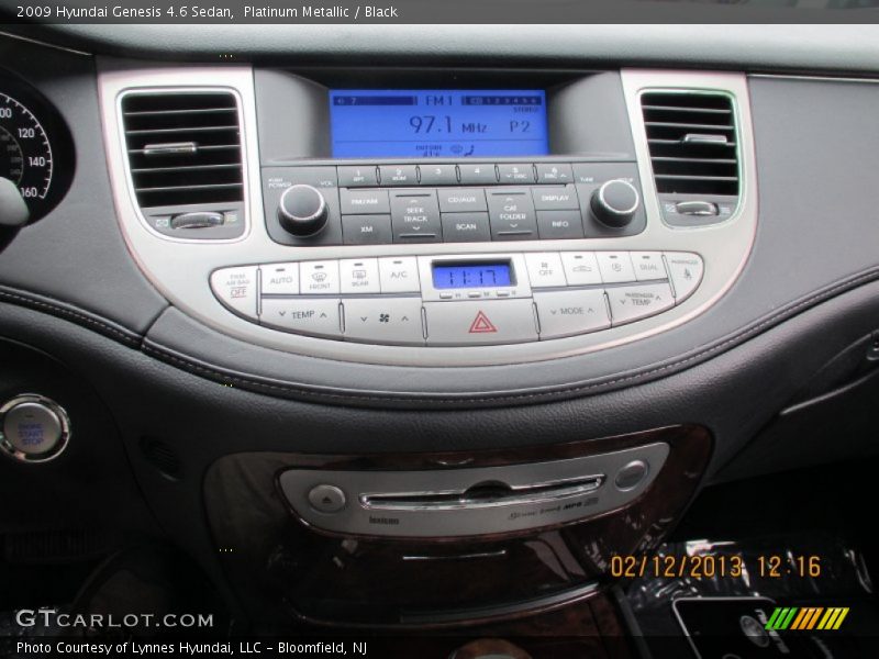 Platinum Metallic / Black 2009 Hyundai Genesis 4.6 Sedan