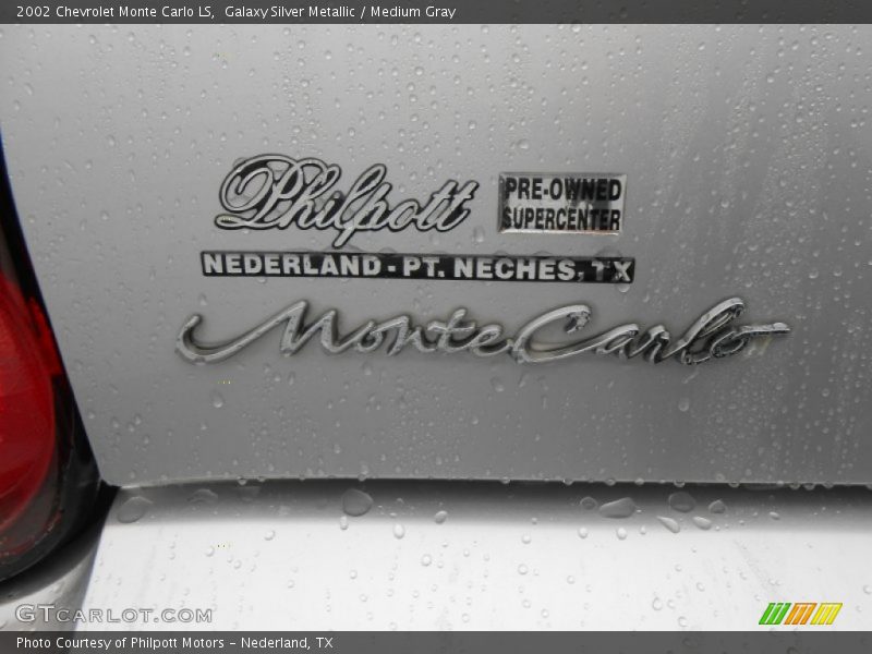 Galaxy Silver Metallic / Medium Gray 2002 Chevrolet Monte Carlo LS