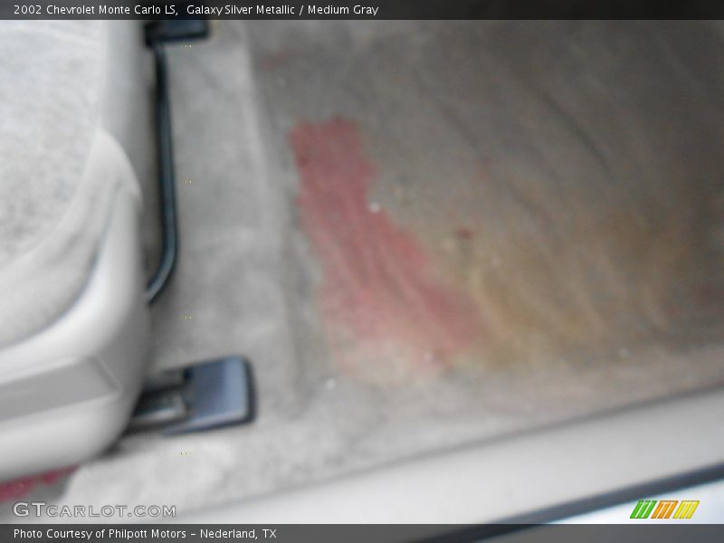Galaxy Silver Metallic / Medium Gray 2002 Chevrolet Monte Carlo LS