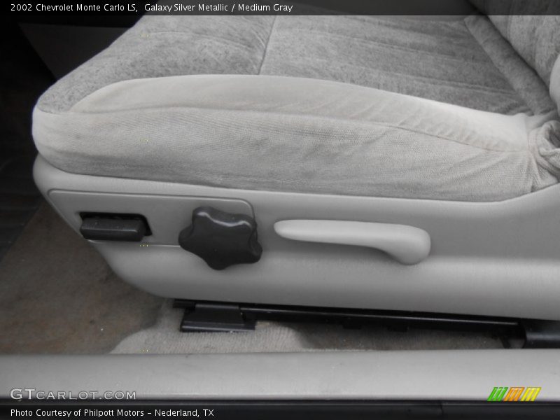 Galaxy Silver Metallic / Medium Gray 2002 Chevrolet Monte Carlo LS