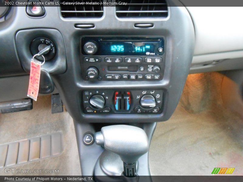 Galaxy Silver Metallic / Medium Gray 2002 Chevrolet Monte Carlo LS