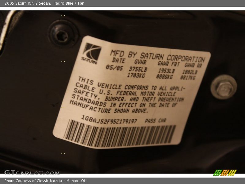 Pacific Blue / Tan 2005 Saturn ION 2 Sedan