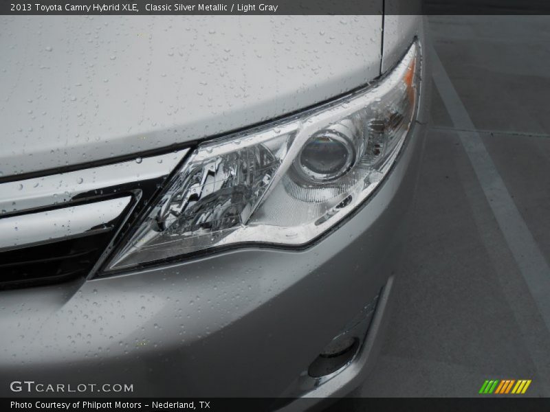 Classic Silver Metallic / Light Gray 2013 Toyota Camry Hybrid XLE