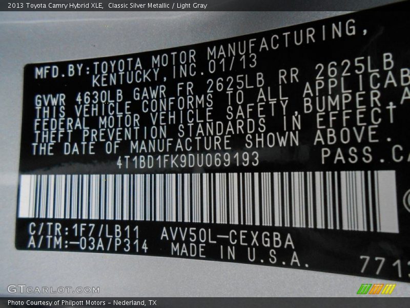 Classic Silver Metallic / Light Gray 2013 Toyota Camry Hybrid XLE