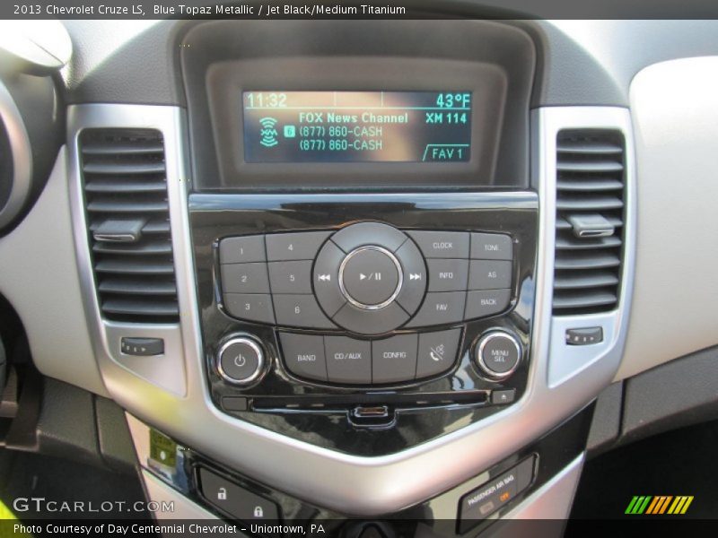 Blue Topaz Metallic / Jet Black/Medium Titanium 2013 Chevrolet Cruze LS