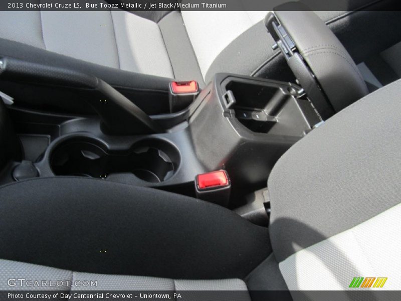 Blue Topaz Metallic / Jet Black/Medium Titanium 2013 Chevrolet Cruze LS