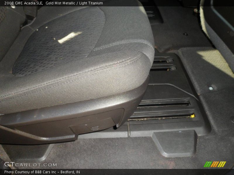 Gold Mist Metallic / Light Titanium 2008 GMC Acadia SLE