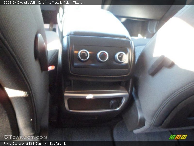 Gold Mist Metallic / Light Titanium 2008 GMC Acadia SLE