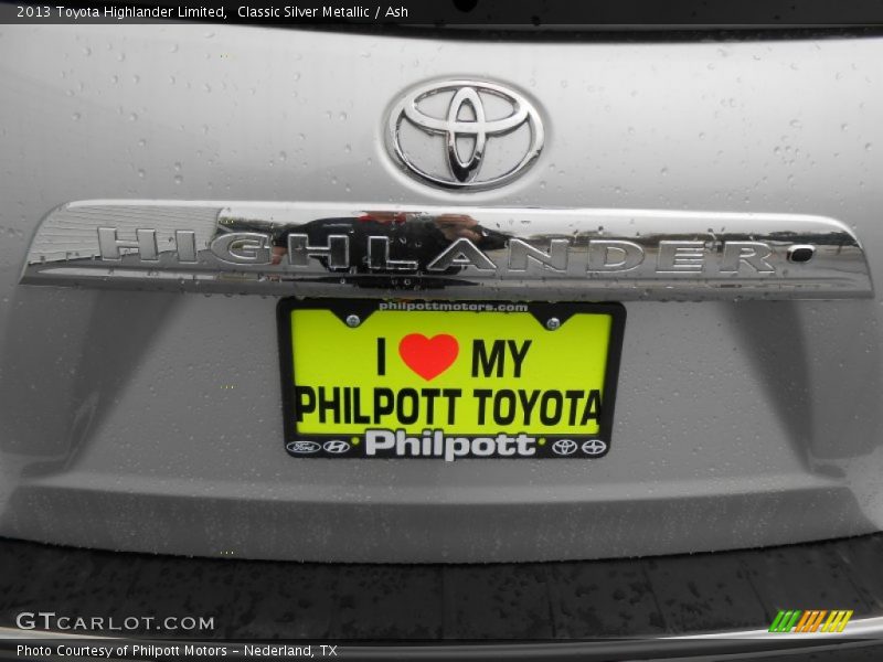 Classic Silver Metallic / Ash 2013 Toyota Highlander Limited