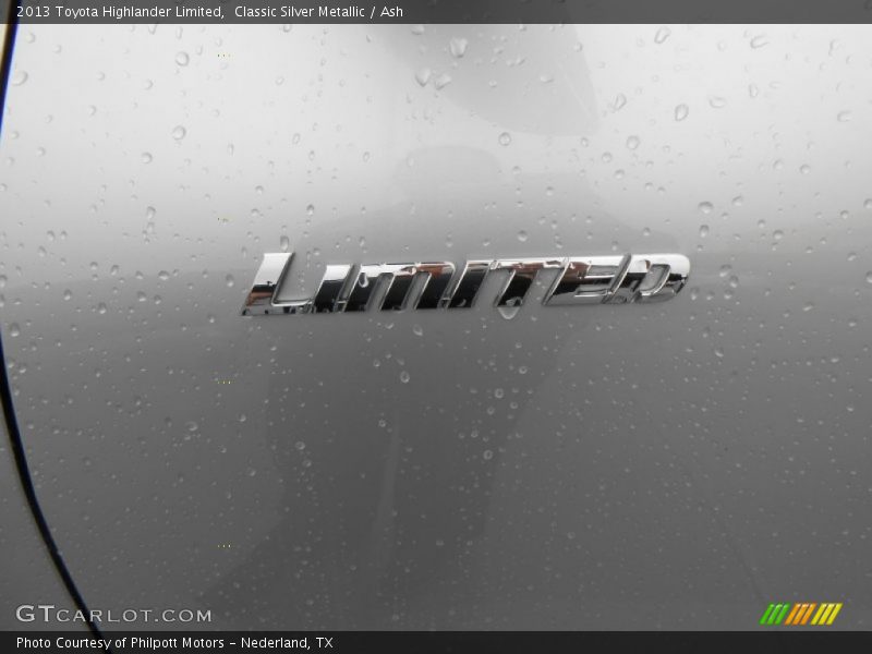 Classic Silver Metallic / Ash 2013 Toyota Highlander Limited