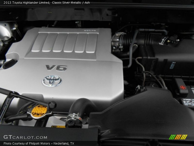 Classic Silver Metallic / Ash 2013 Toyota Highlander Limited