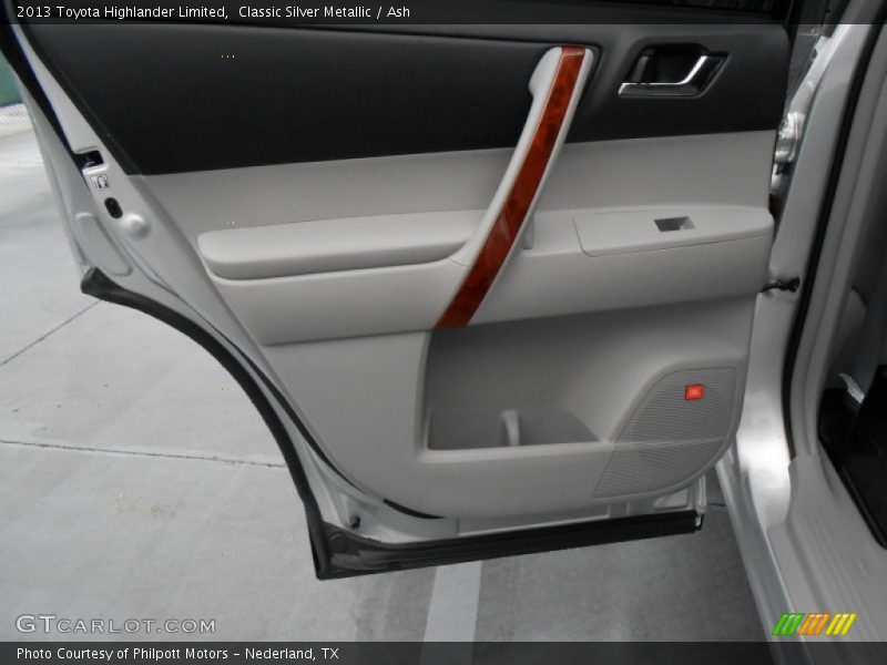 Classic Silver Metallic / Ash 2013 Toyota Highlander Limited